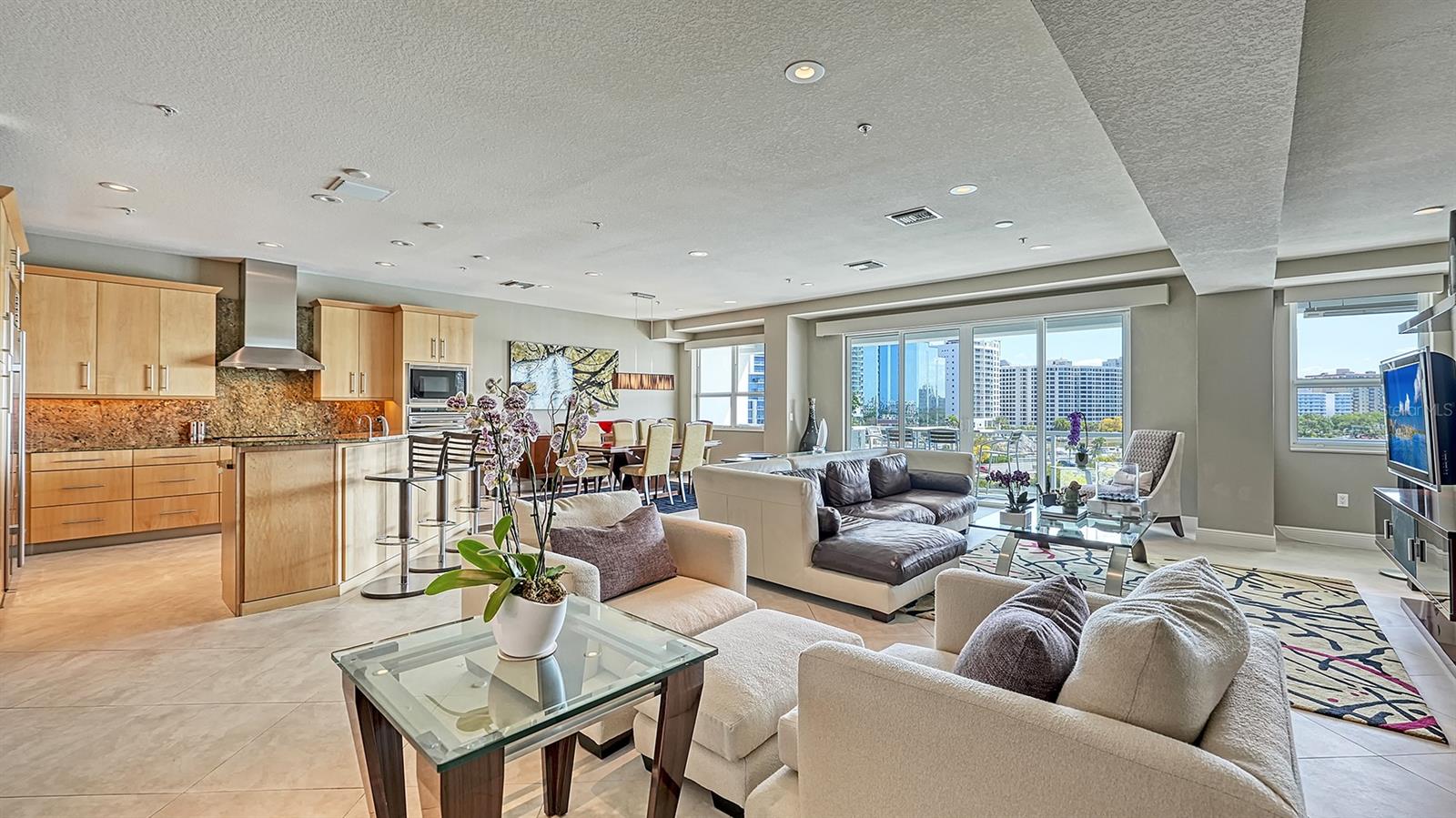 HARBOR VIEW ON GOLDEN GATE POINT - Residential