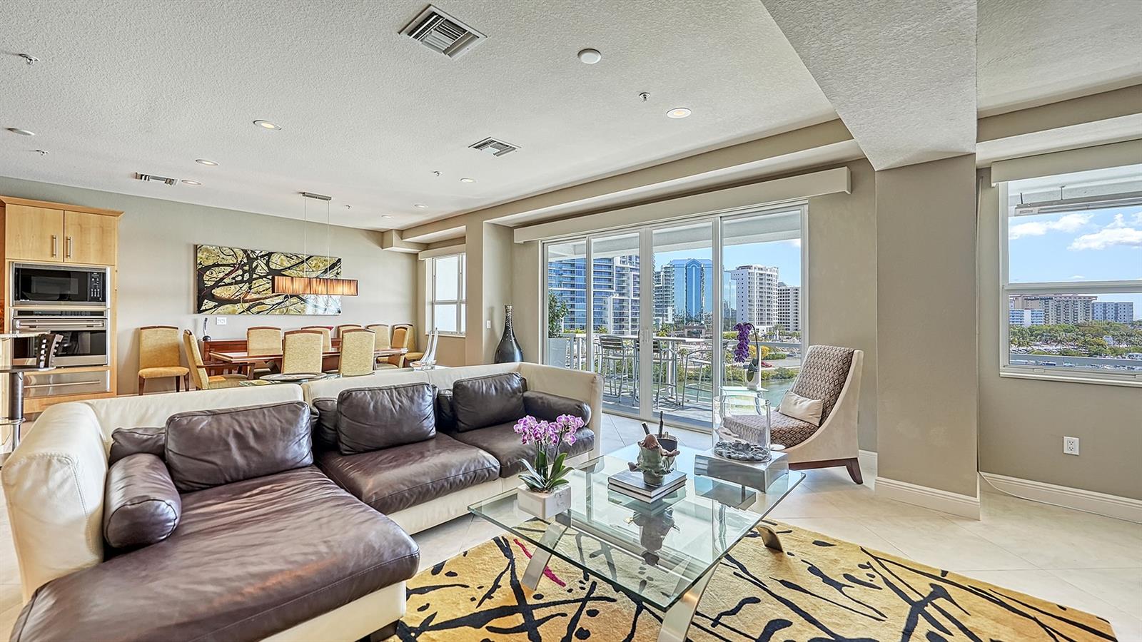 HARBOR VIEW ON GOLDEN GATE POINT - Residential