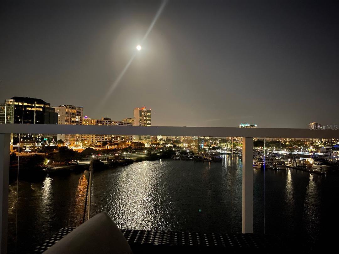HARBOR VIEW ON GOLDEN GATE POINT - Residential