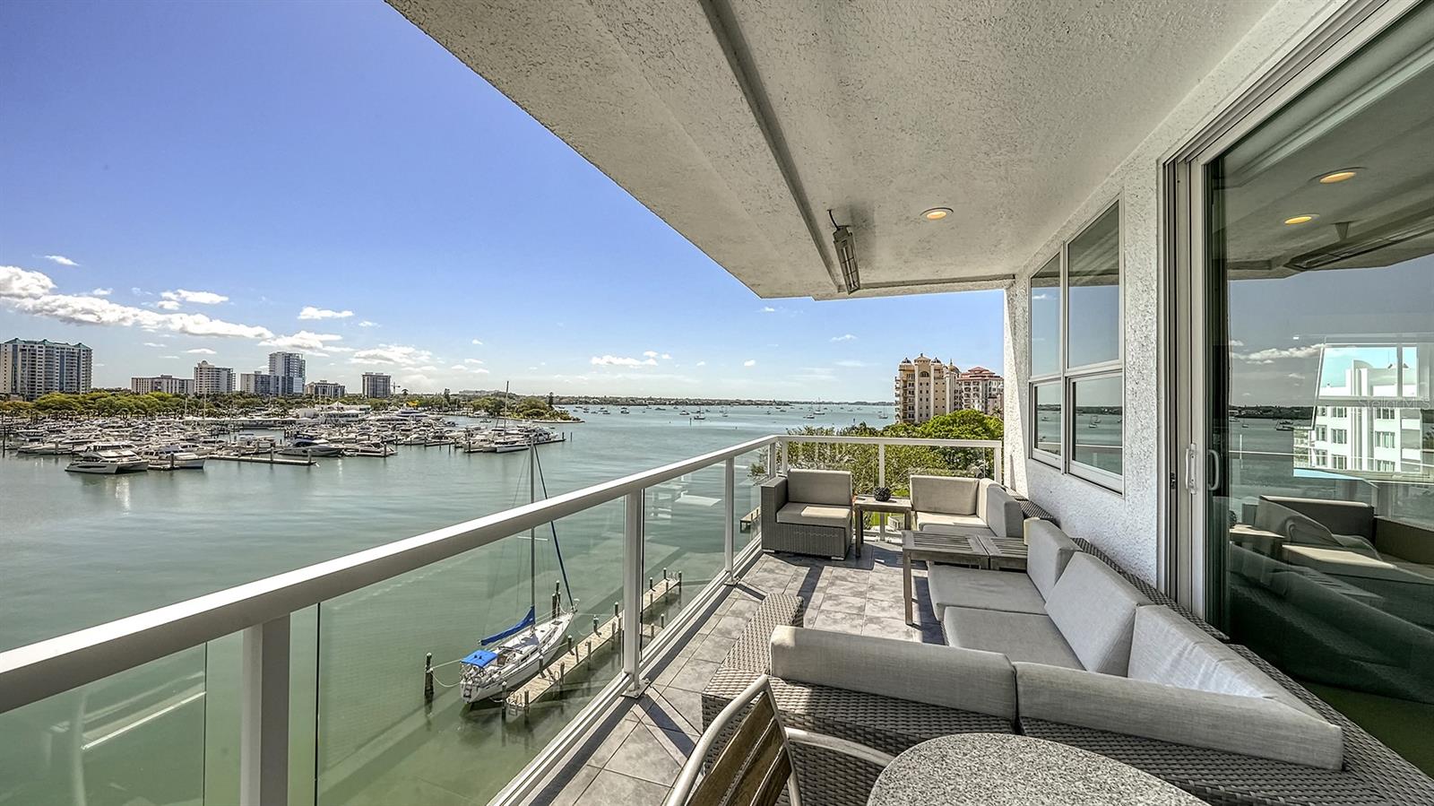 HARBOR VIEW ON GOLDEN GATE POINT - Residential
