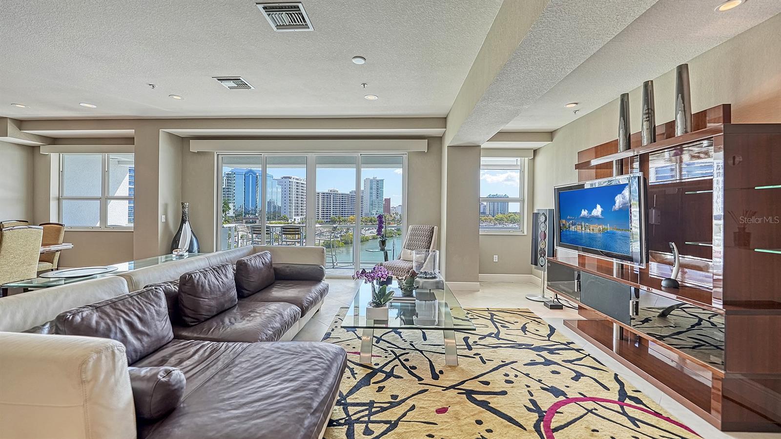 HARBOR VIEW ON GOLDEN GATE POINT - Residential