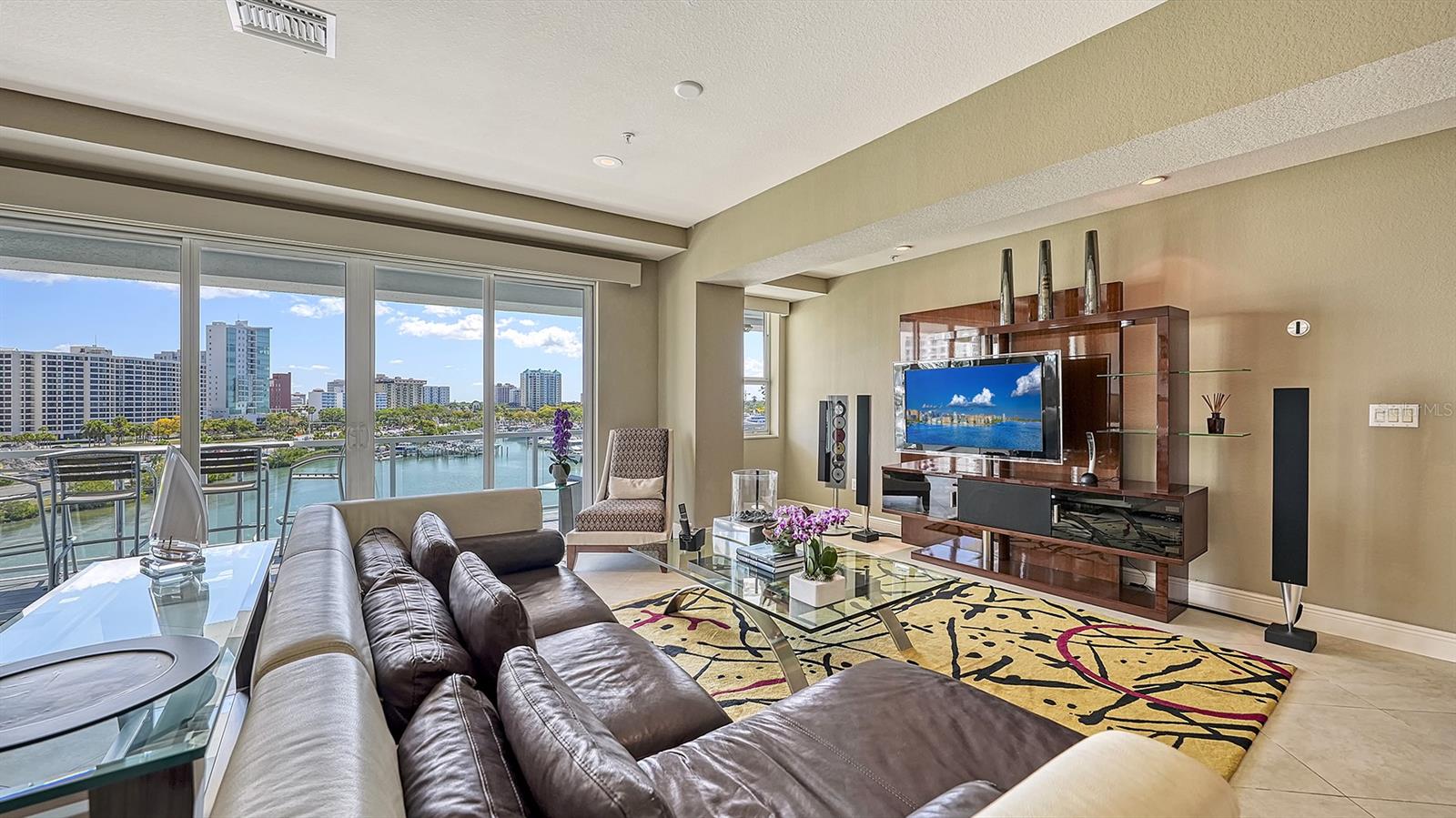 HARBOR VIEW ON GOLDEN GATE POINT - Residential