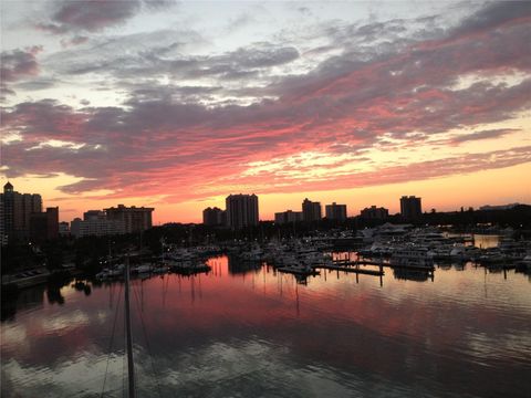 650 GOLDEN GATE POINT 602 SARASOTA FL 34236