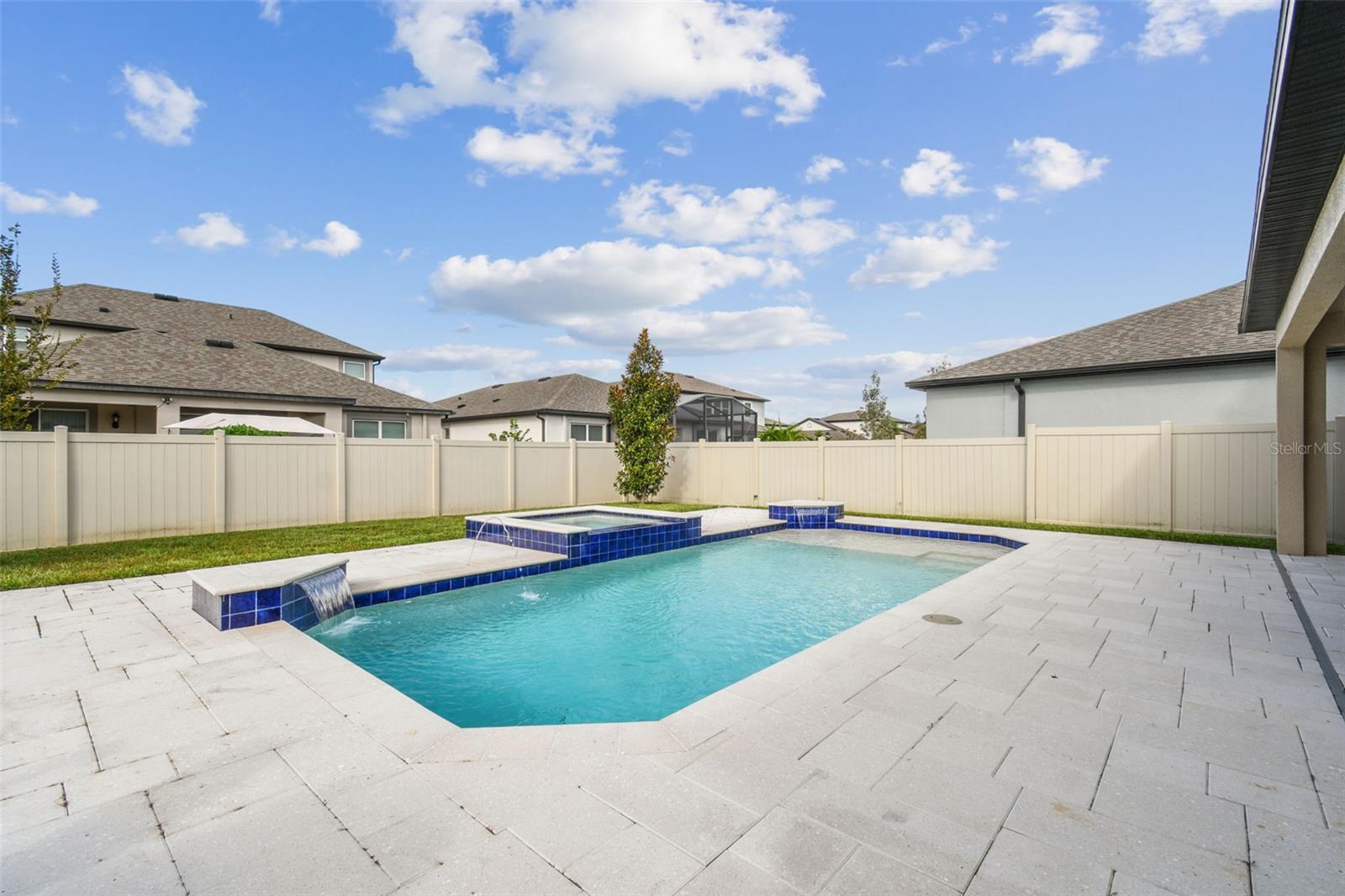 WESBRIDGE PH 1 - Residential