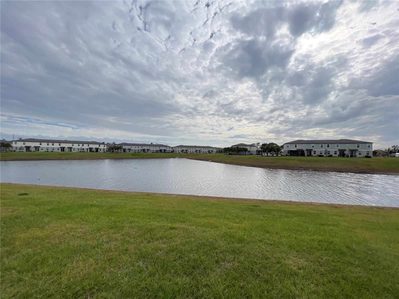 GREENS/FRST LAKE PH 1 - Residential Lease