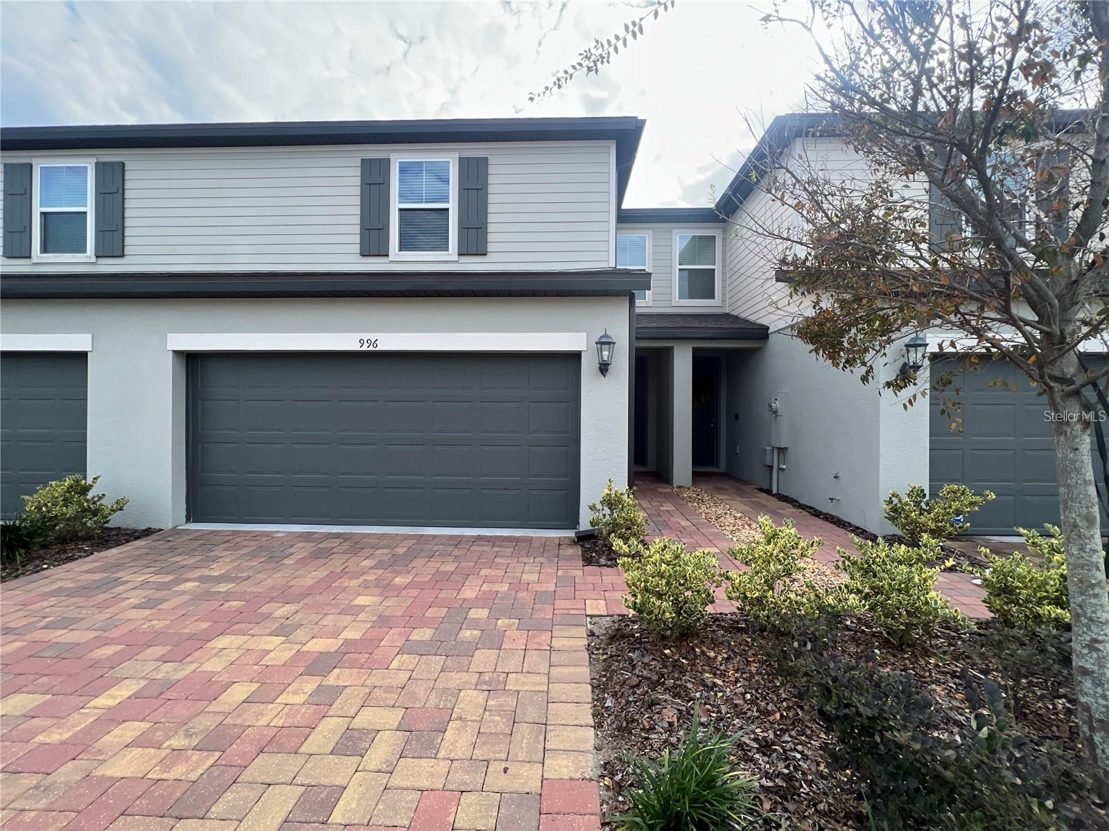 GREENS/FRST LAKE PH 1 - Residential Lease