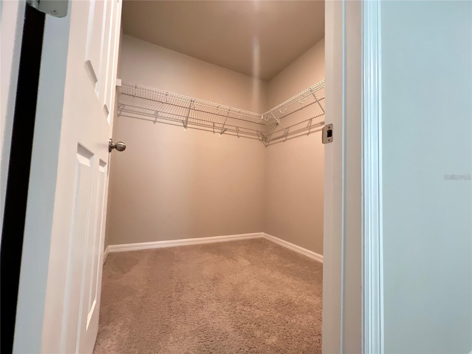 GREENS/FRST LAKE PH 1 - Residential Lease