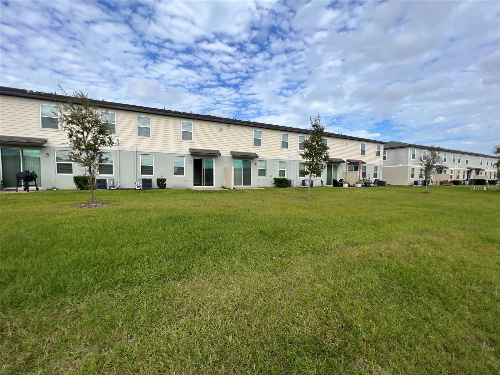 GREENS/FRST LAKE PH 1 - Residential Lease