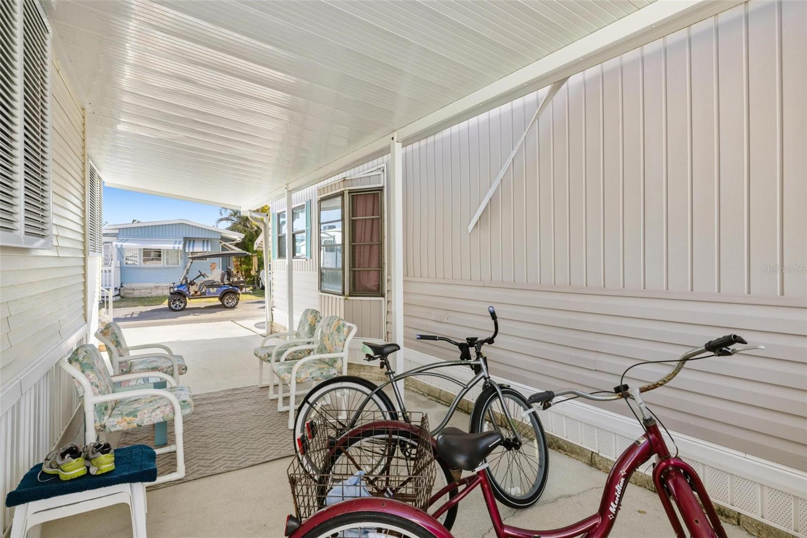 HOLIDAY TRAVEL PARK ENGLEWOOD - Residential