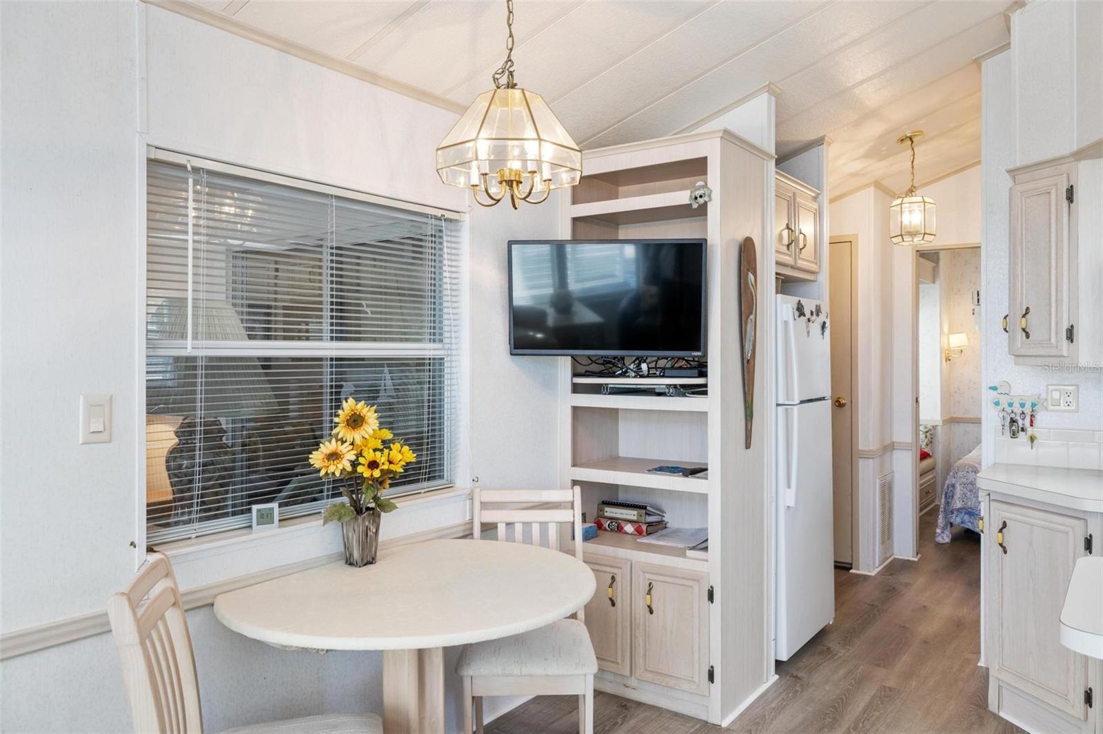HOLIDAY TRAVEL PARK ENGLEWOOD - Residential
