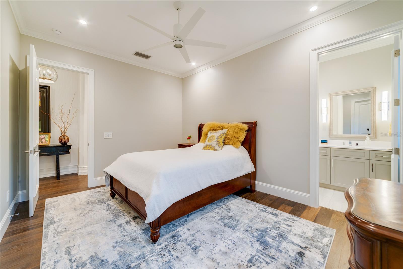 MERRITT PARK - Residential