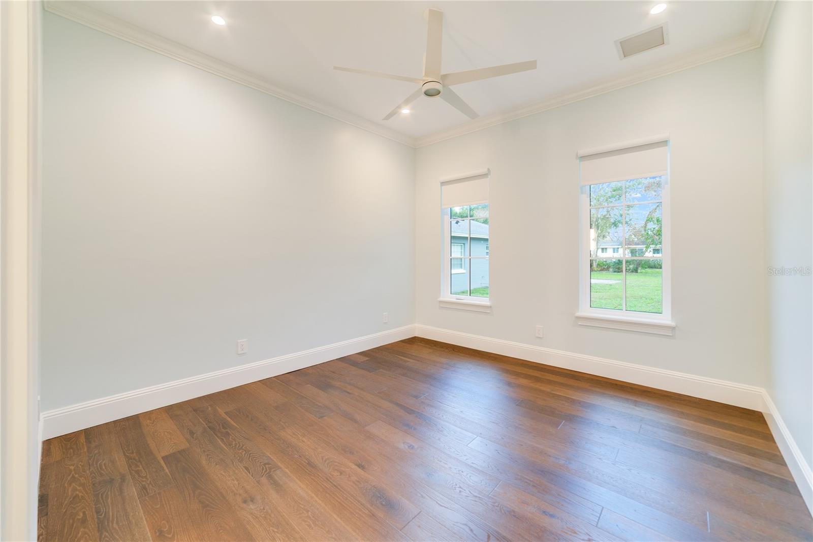 MERRITT PARK - Residential