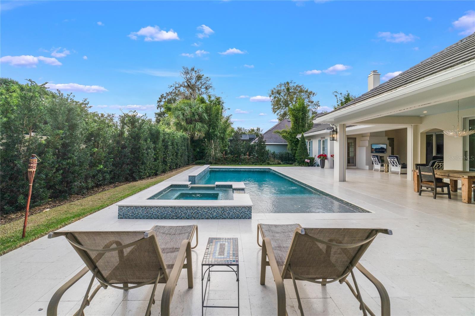 MERRITT PARK - Residential