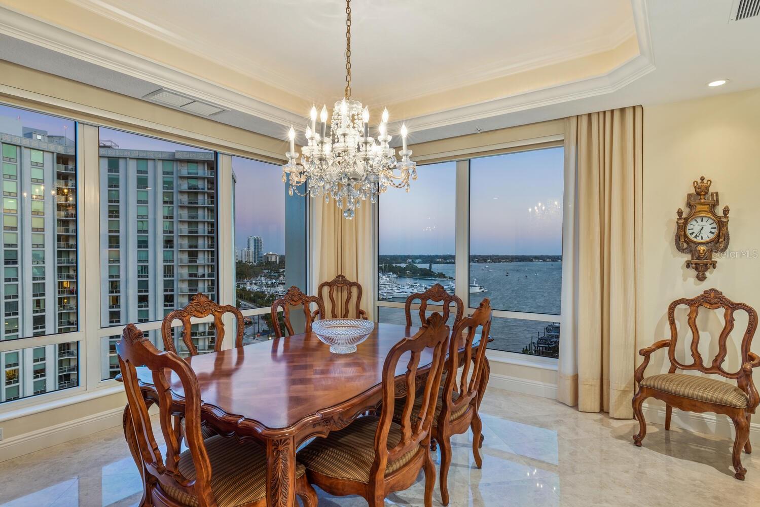 THE TOWER RESIDENCES - Residential