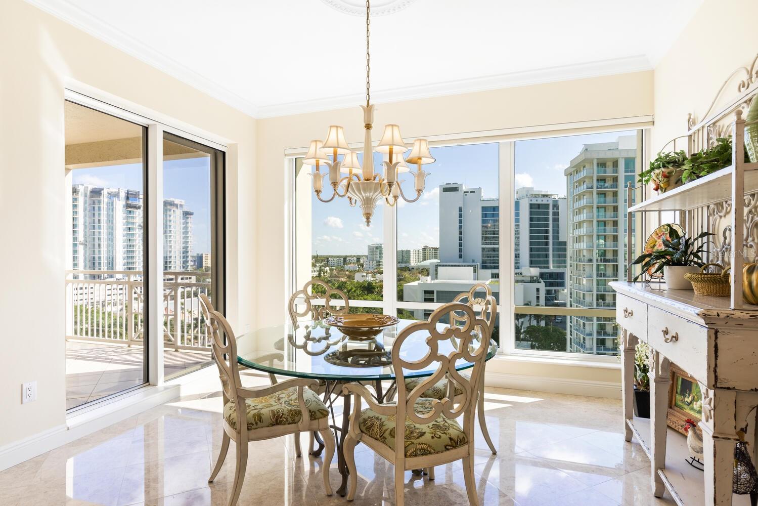 THE TOWER RESIDENCES - Residential