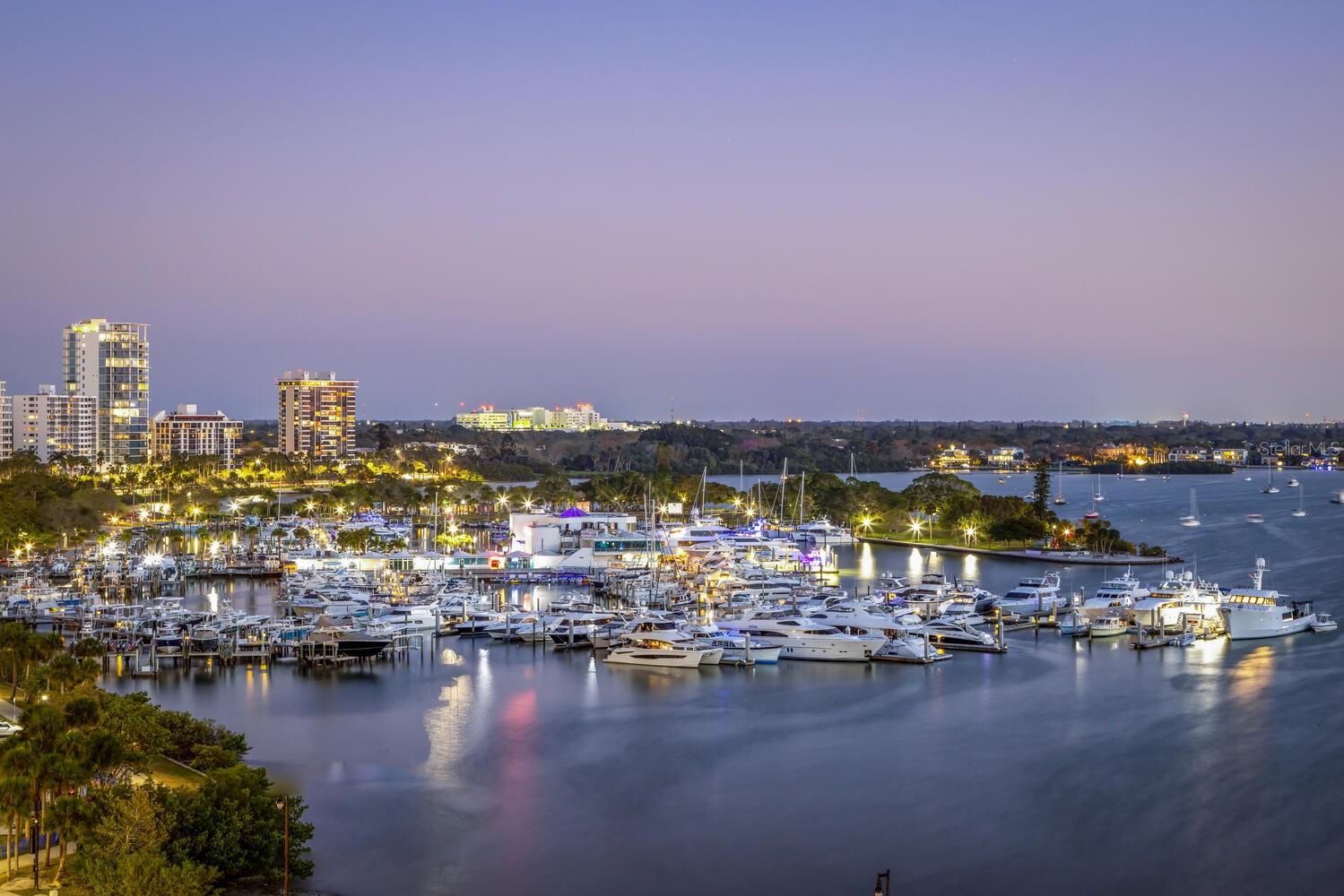 THE TOWER RESIDENCES - Residential