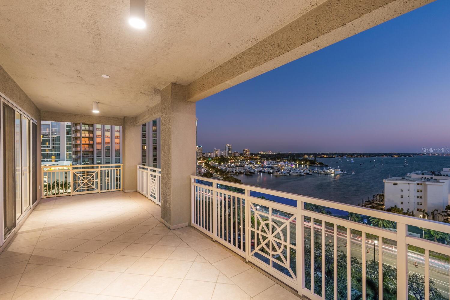 THE TOWER RESIDENCES - Residential