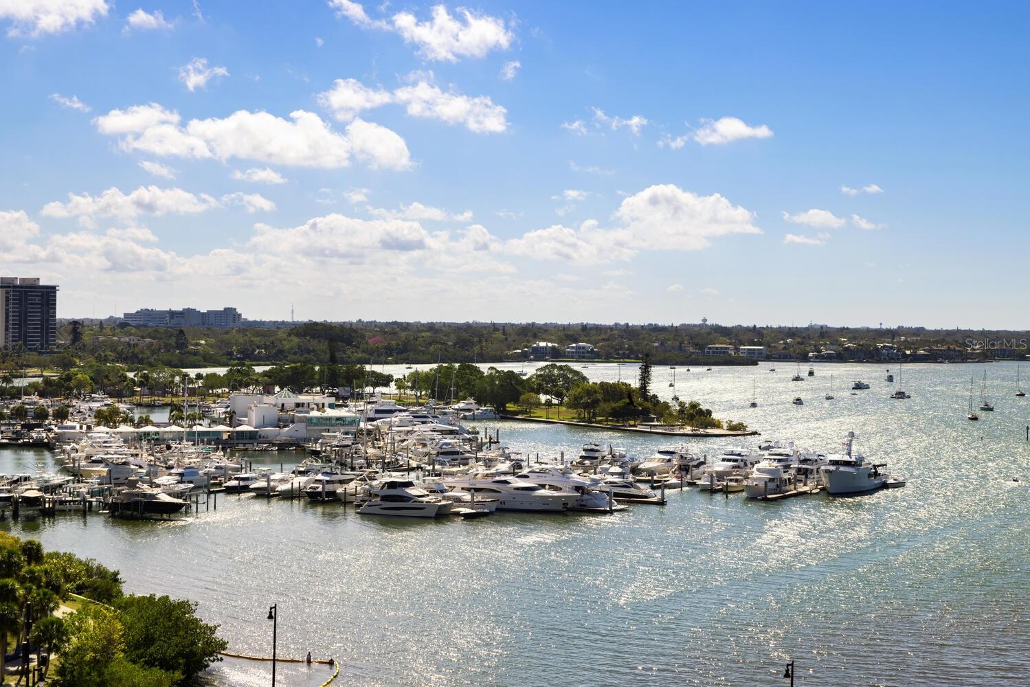 THE TOWER RESIDENCES - Residential