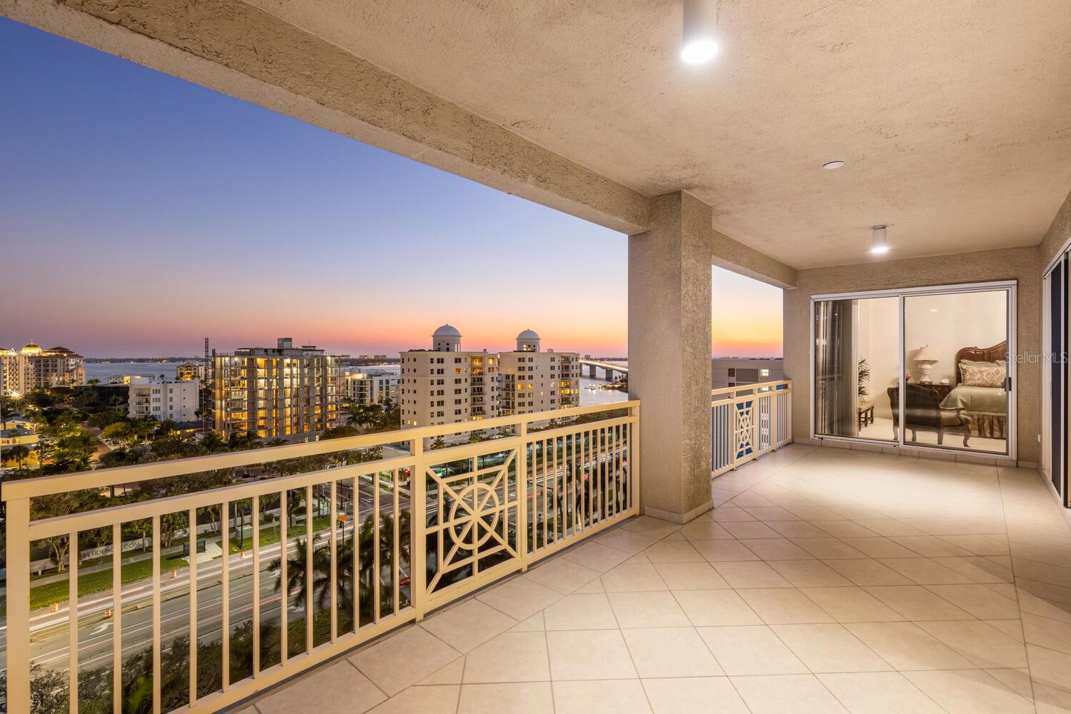 THE TOWER RESIDENCES - Residential