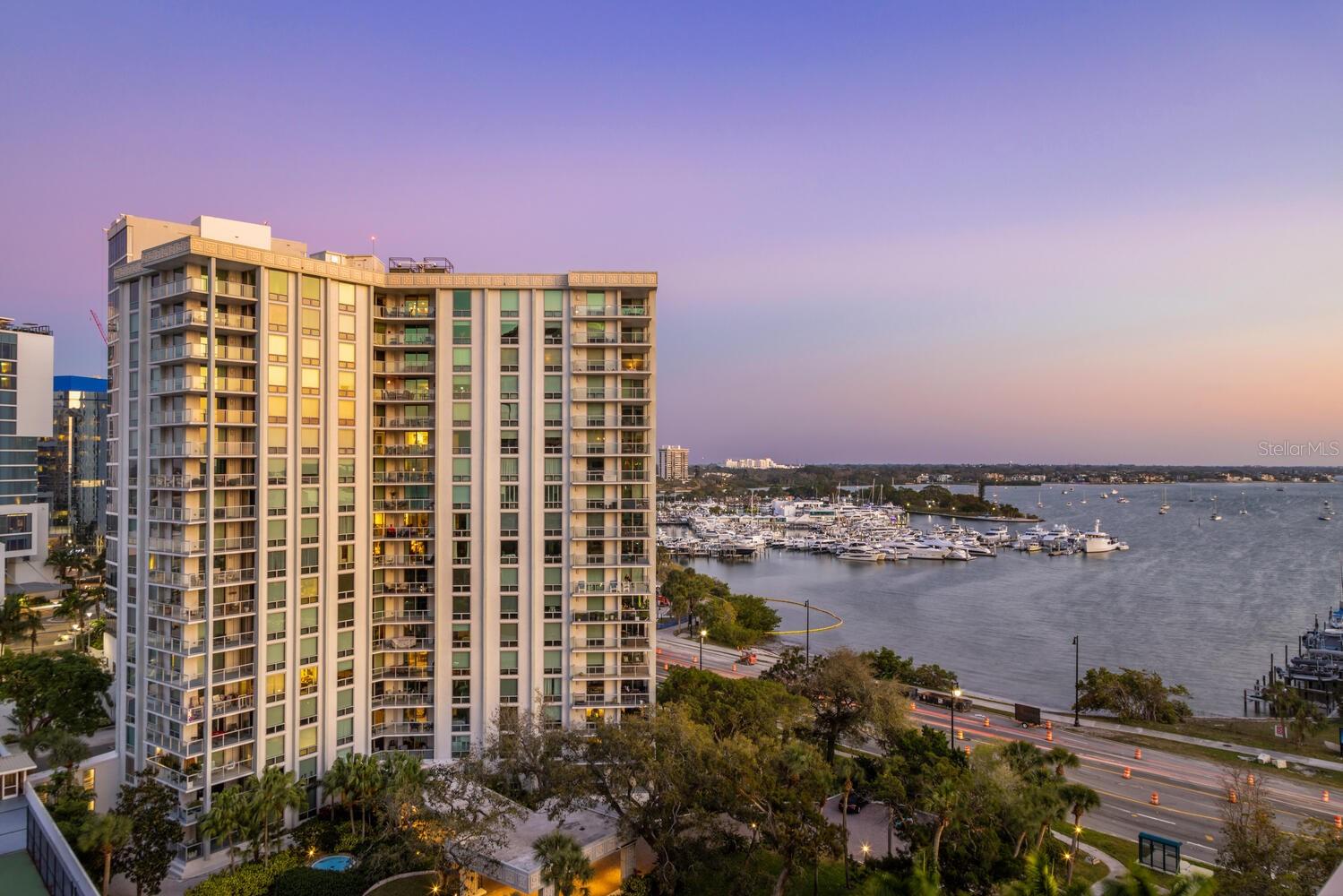 THE TOWER RESIDENCES - Residential