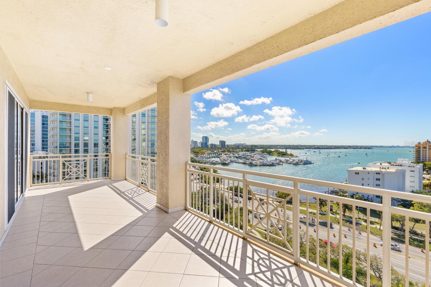 THE TOWER RESIDENCES - Residential