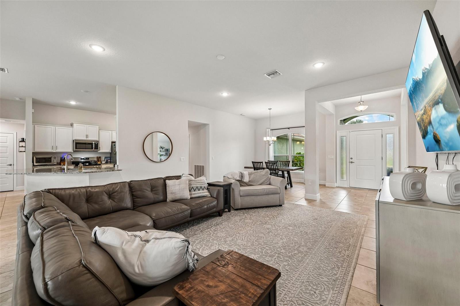 Search Properties for Sale 2 2718 N CHAMBERLAIN BOULEVARD