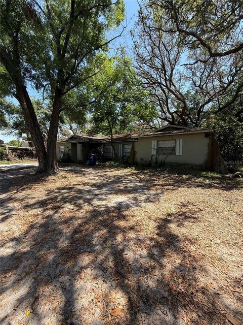 8731 N 26TH STREET TAMPA FL 33604
