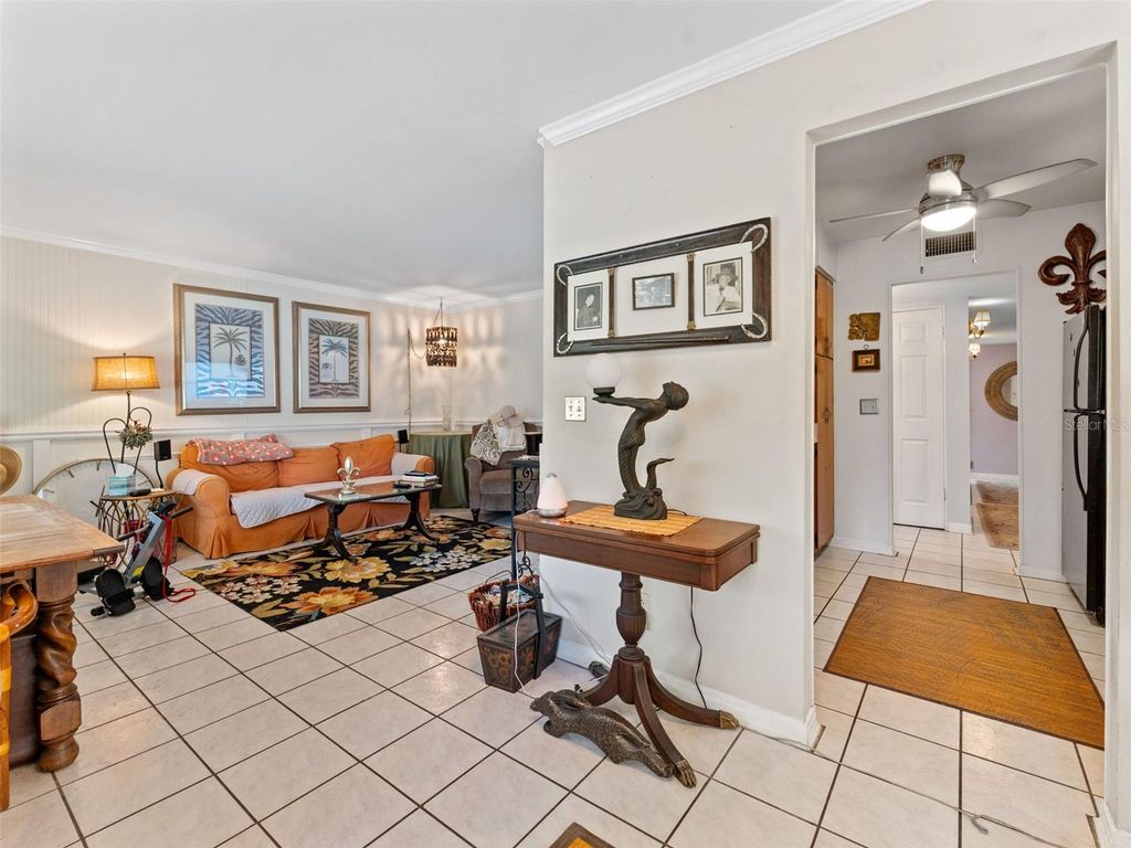 Photo of 12510 Noreast Lake Drive, Tampa, FL 33612 (MLS # TB8498276)