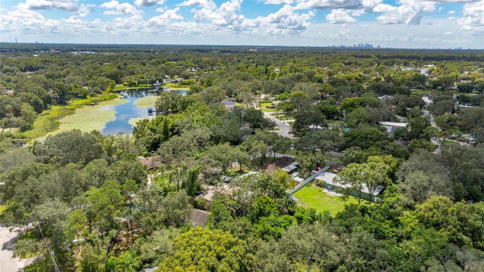 TAMPAS NORTH SIDE CNTRY CL - Residential