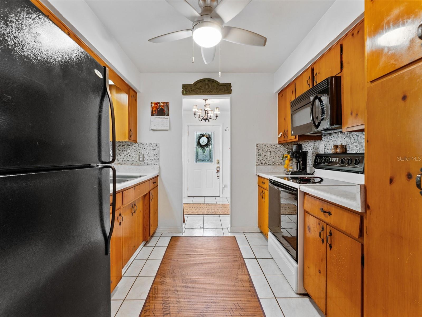 TAMPAS NORTH SIDE CNTRY CL - Residential