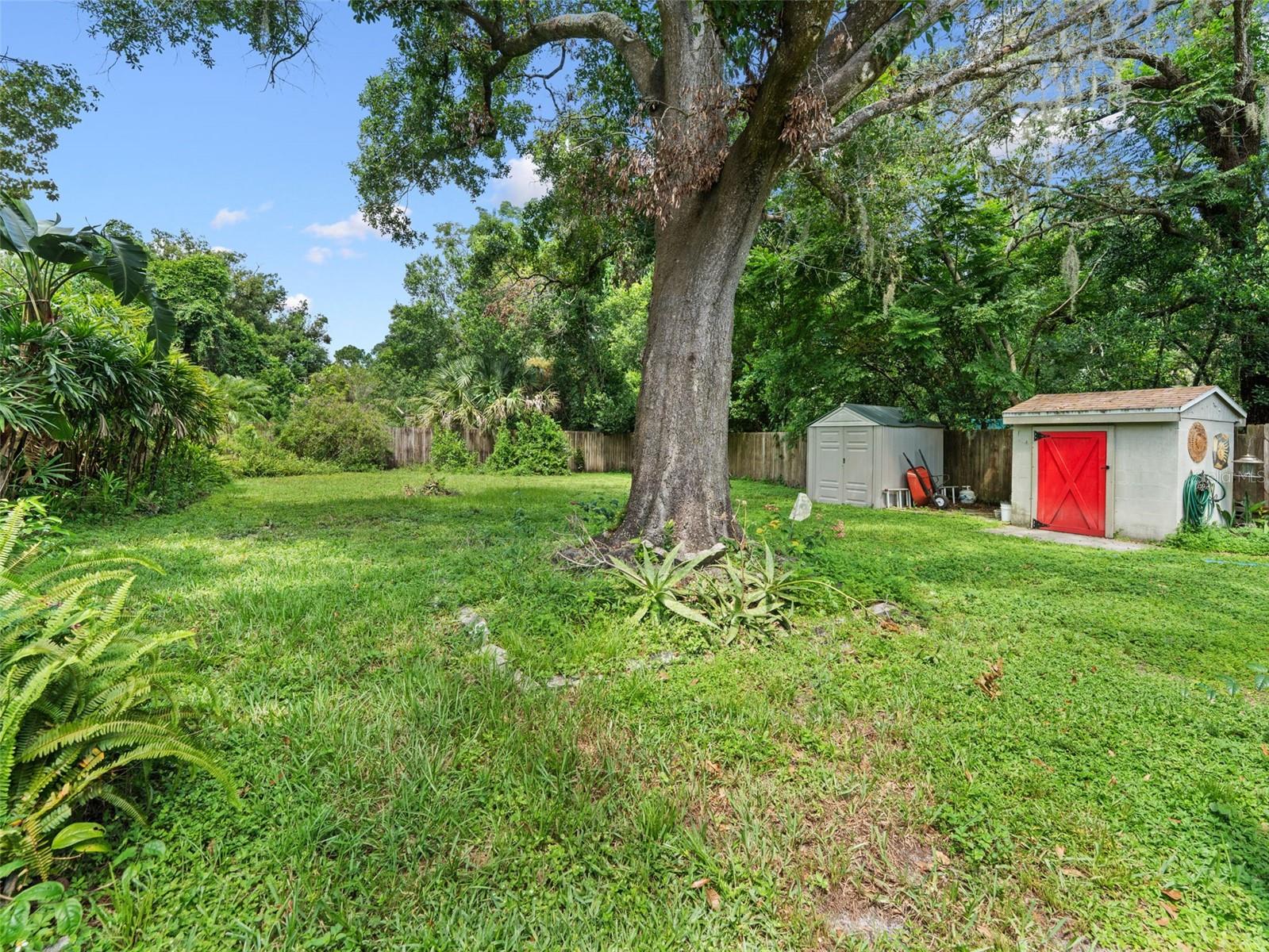 TAMPAS NORTH SIDE CNTRY CL - Residential