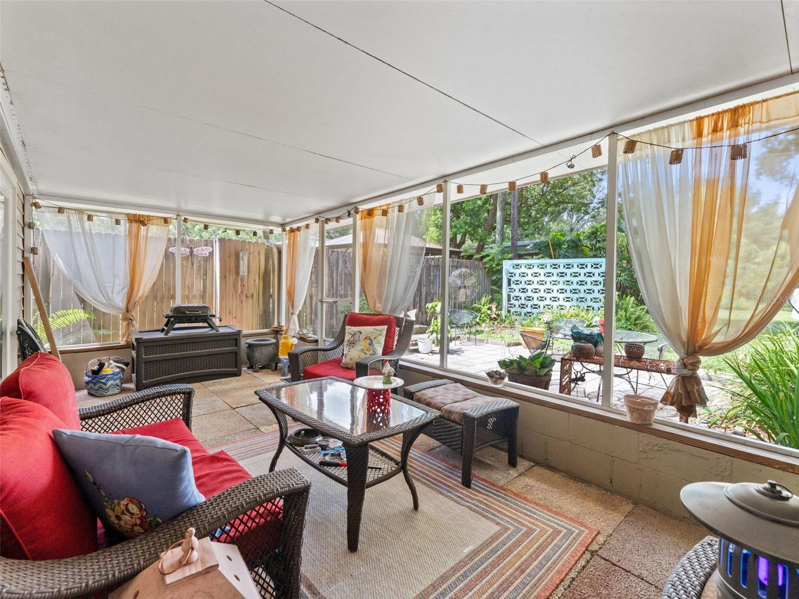 TAMPAS NORTH SIDE CNTRY CL - Residential