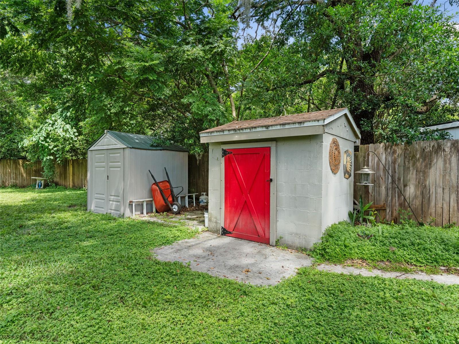 TAMPAS NORTH SIDE CNTRY CL - Residential