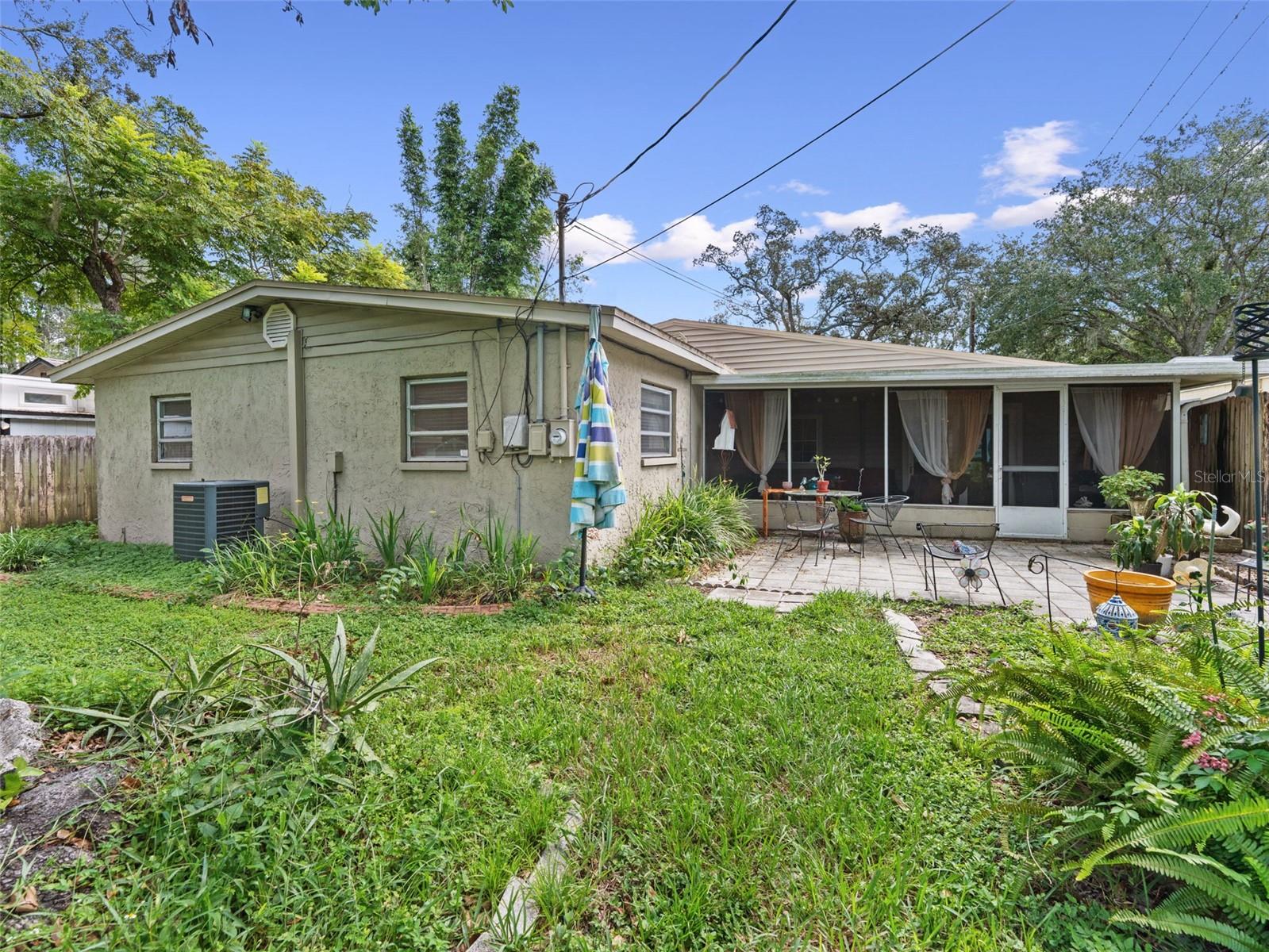 TAMPAS NORTH SIDE CNTRY CL - Residential