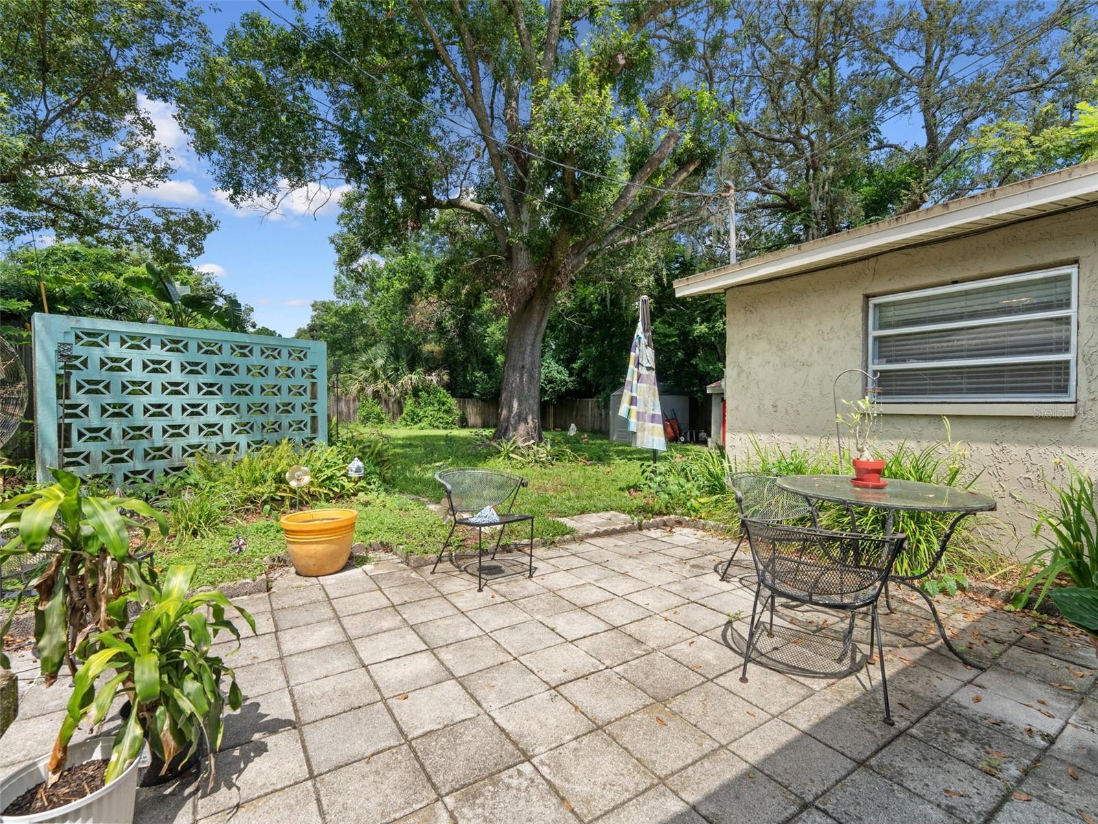 TAMPAS NORTH SIDE CNTRY CL - Residential