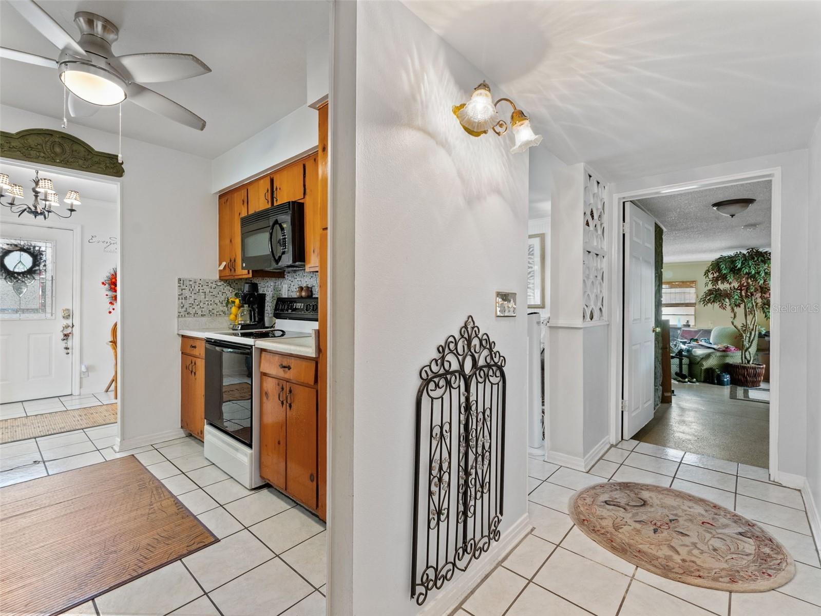 TAMPAS NORTH SIDE CNTRY CL - Residential