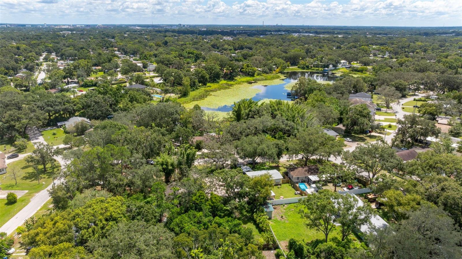 TAMPAS NORTH SIDE CNTRY CL - Residential