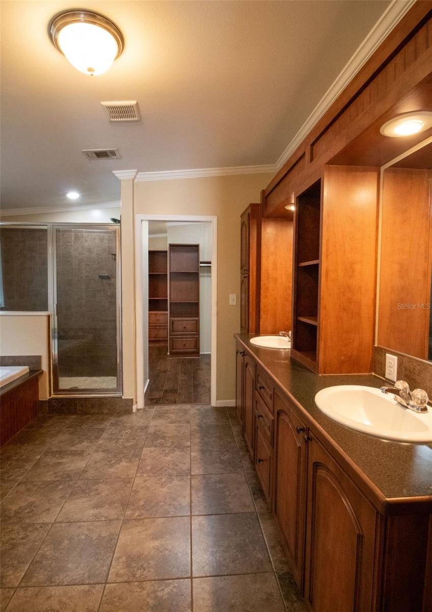 NORTHWOOD ACRES - Residential