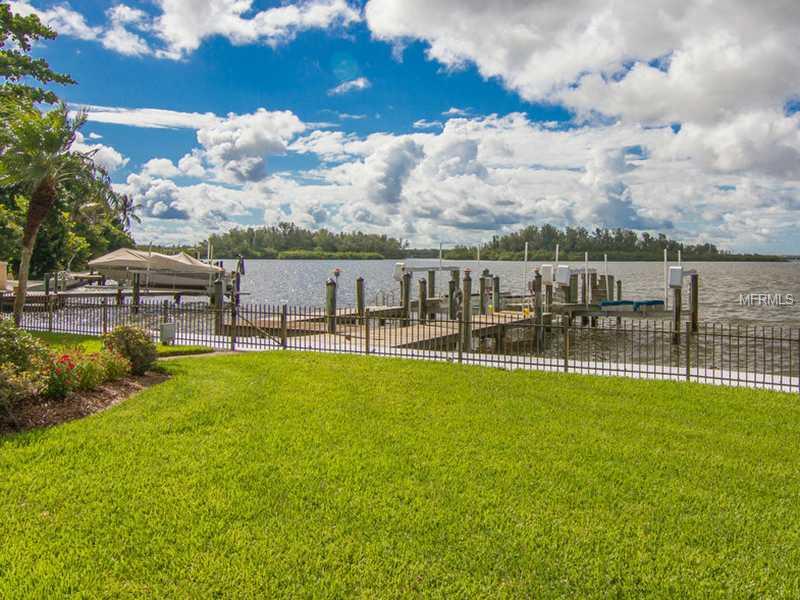 BAY ISLAND - Residential