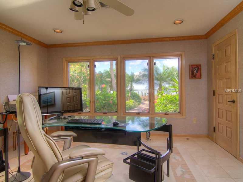 BAY ISLAND - Residential