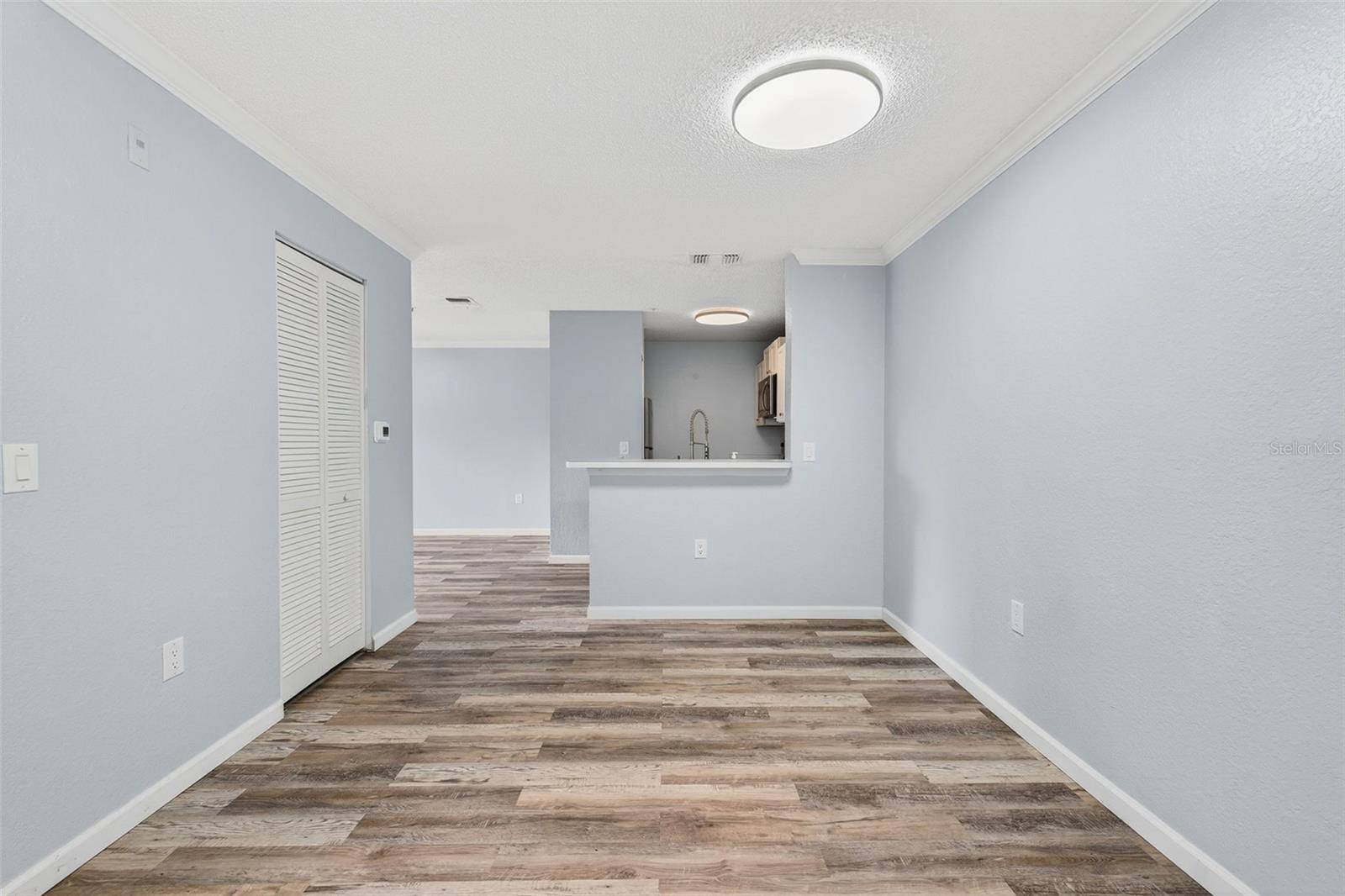 SUNSET LAKES CONDO - Residential