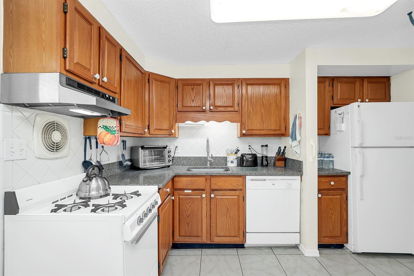 Armstrong & Johnson In Coronado Beach - Residential