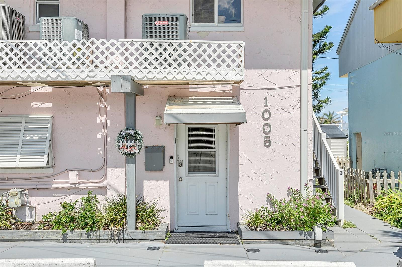 Armstrong & Johnson In Coronado Beach - Residential