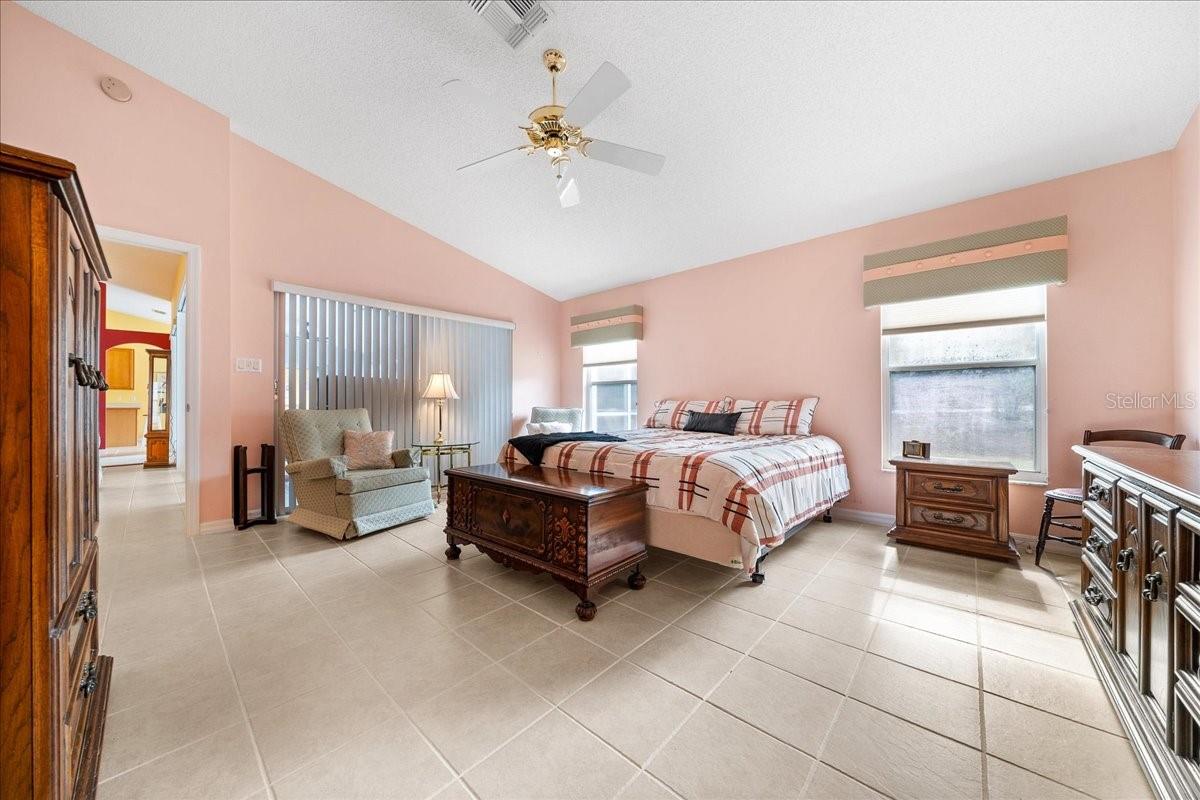 PLANTATION AT LEESBURG MANOR VIEW VILLAGE - Residential