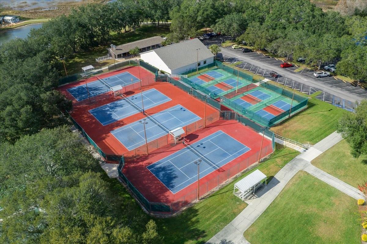 PLANTATION AT LEESBURG MANOR VIEW VILLAGE - Residential