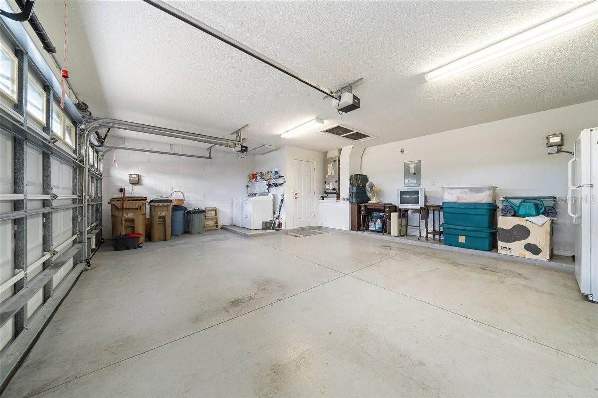 PLANTATION AT LEESBURG MANOR VIEW VILLAGE - Residential