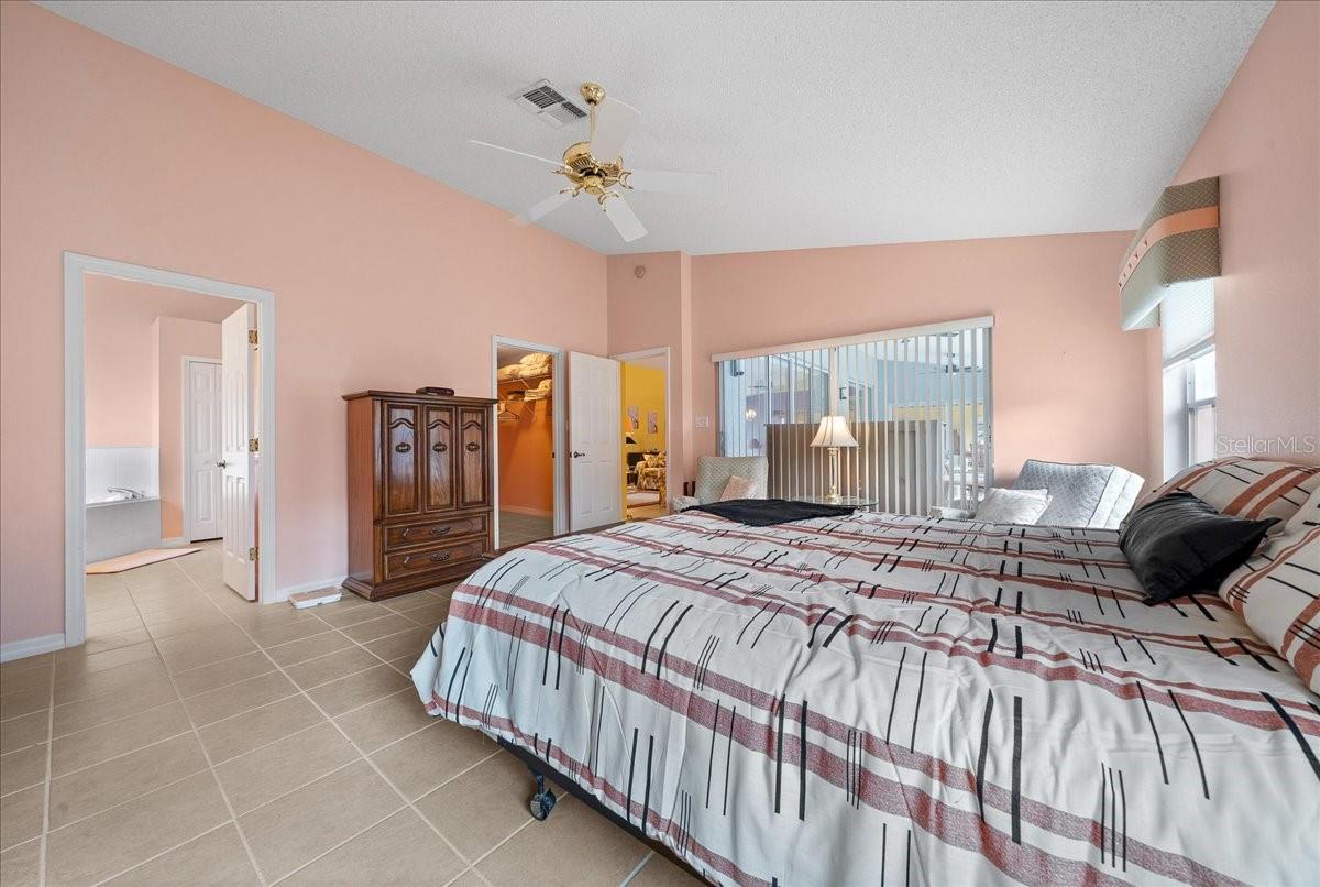 PLANTATION AT LEESBURG MANOR VIEW VILLAGE - Residential