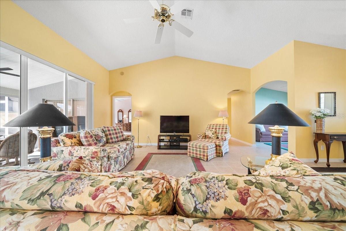 PLANTATION AT LEESBURG MANOR VIEW VILLAGE - Residential