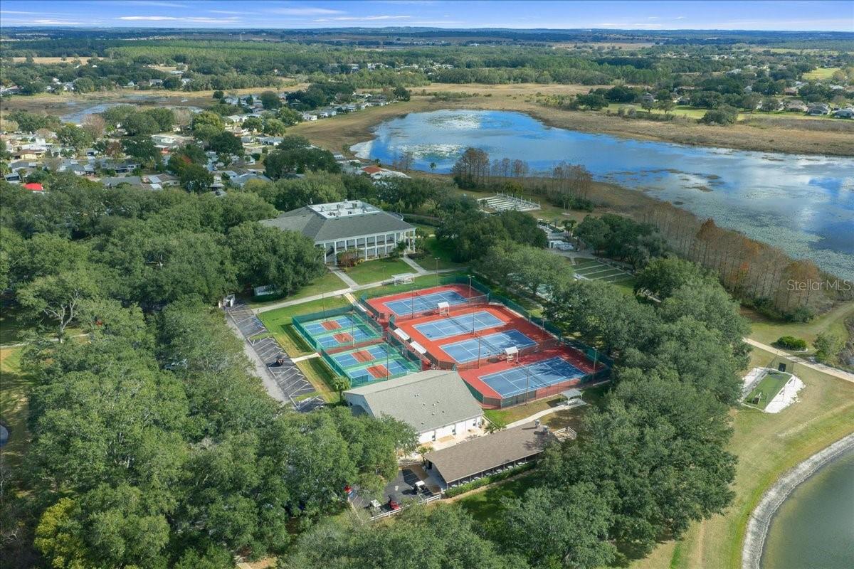 PLANTATION AT LEESBURG MANOR VIEW VILLAGE - Residential