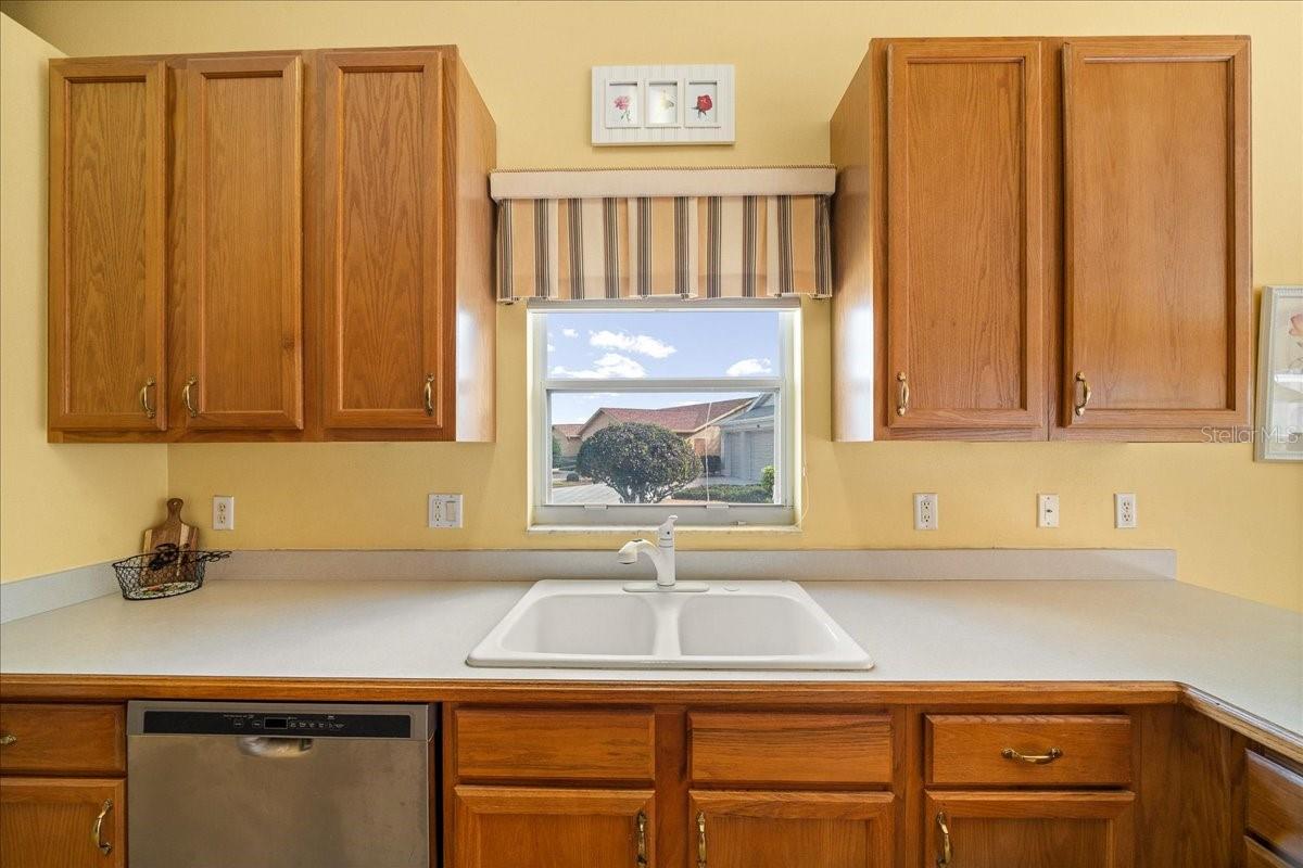 PLANTATION AT LEESBURG MANOR VIEW VILLAGE - Residential